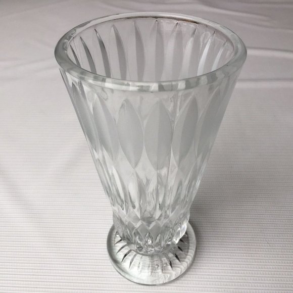 Unmarked Other - Vintage Footed Crystal Clear Cut Glass Bud Vase Oval Leaf Fern Pattern Frosted